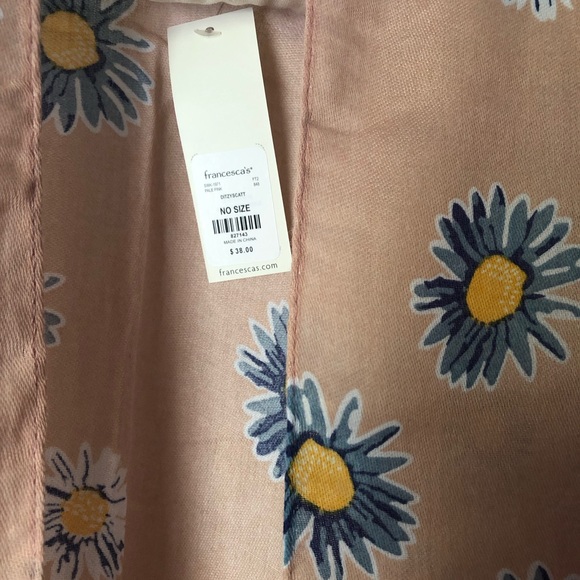 Francesca’s wraps - Picture 6 of 6